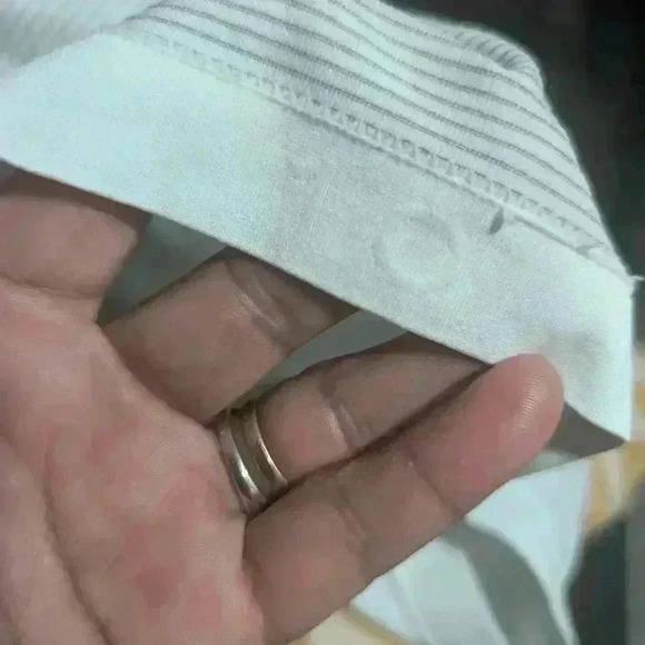 Lululemon shirt - Picture 4 of 4